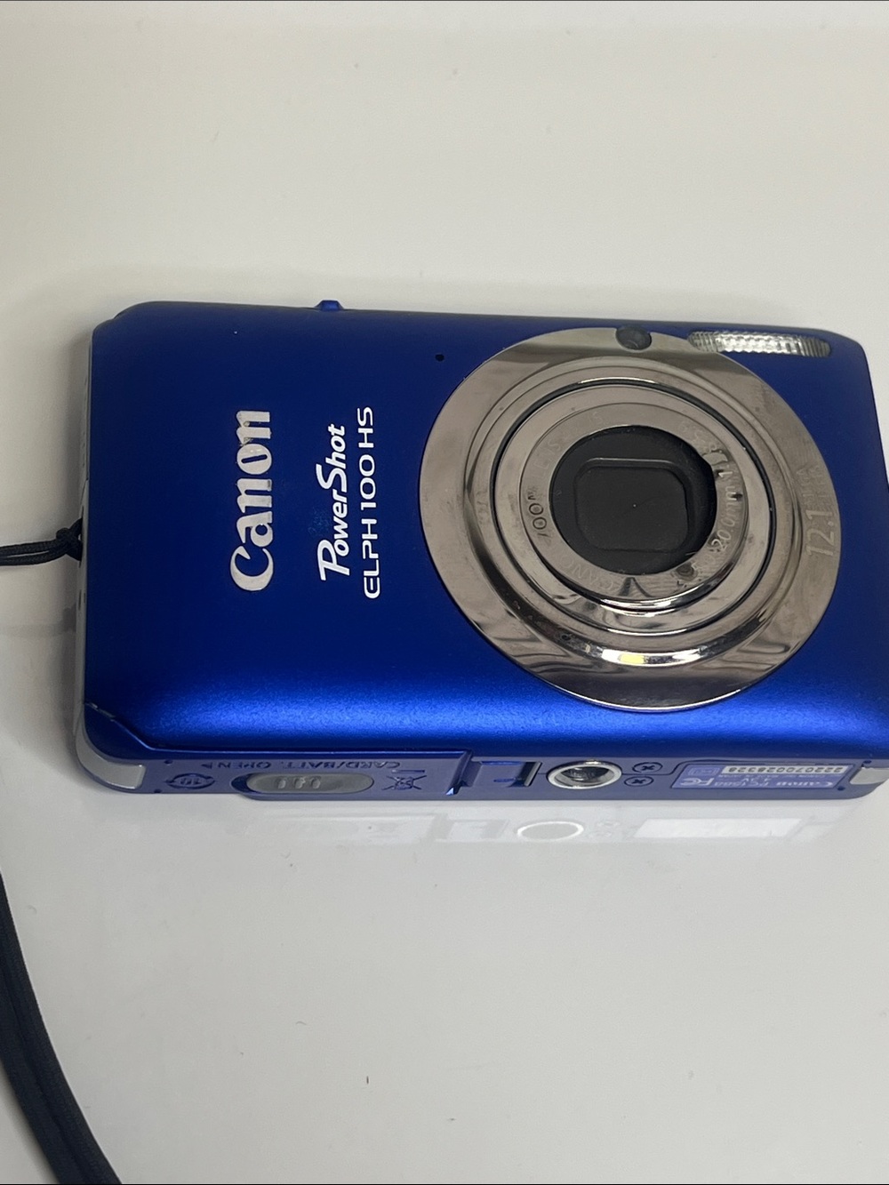 Canon Powershot Elph 100hs Compact Point-and-Shoot Camera in Blue - Picture 2 of 6